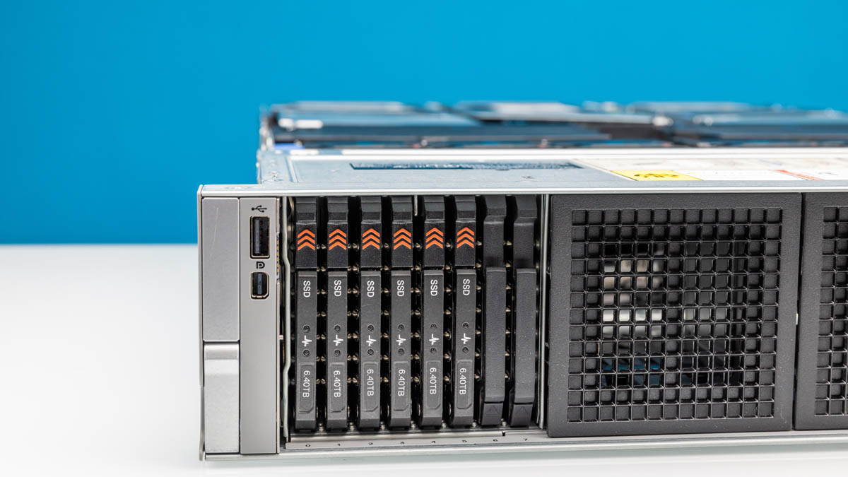 Dell-PowerEdge-E3.S-SSD
